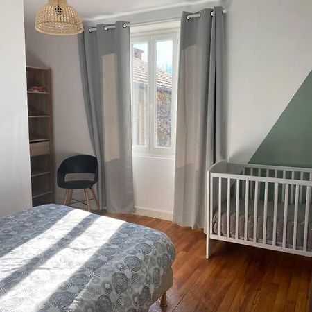 Gite De Tom Et Mag Classe 3 * Clevacances Villa Pontgibaud Exterior photo